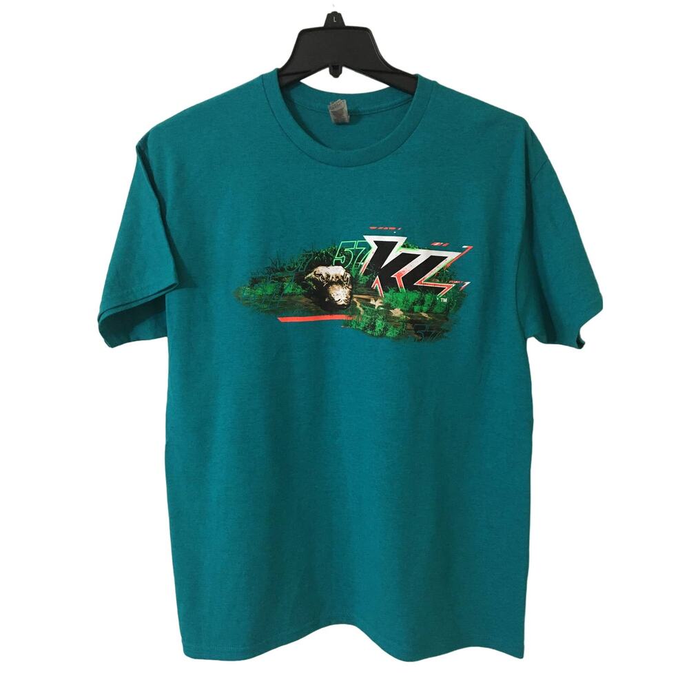 NWOT Gildan Kyle Larson #57 Swamp Surfing Elk Grove California 2022 Medium Shirt